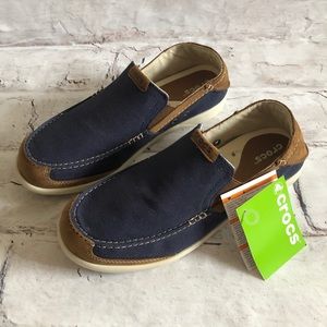Men’s Blue/brown loafer Crocs NWT